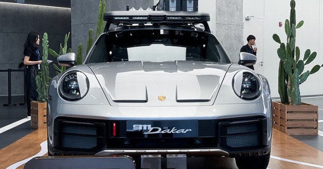 Porsche 911 bản Dakar thứ 4 có mặt tại Việt Nam