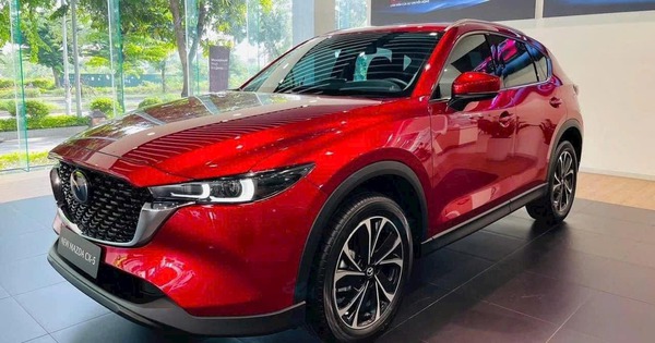 Mazda CX-5 lần đầu bán vượt Xpander, Ranger trong năm nay, dễ thành xe xăng/dầu bán chạy nhất tháng tại Việt Nam sau cơn sốt giảm giá kịch sàn