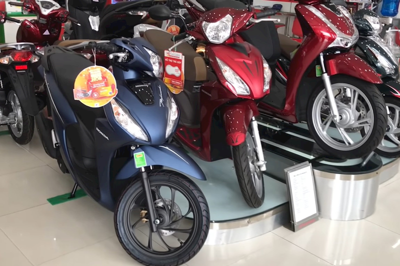 Doanh số xe máy và ô tô Honda tại Việt Nam tăng giảm trái chiều