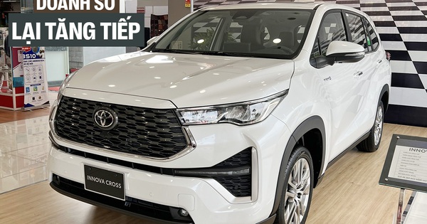 Xe hybrid bán chạy nhất Việt Nam tháng 7: ‘Vua doanh số’ Innova Cross lập đỉnh mới trong năm, CR-V vượt Camry lấy lại vị thế