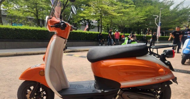 Mẫu xe ga thiết kế cổ điển, đẹp như thơ với giá chưa tới 25 triệu đồng