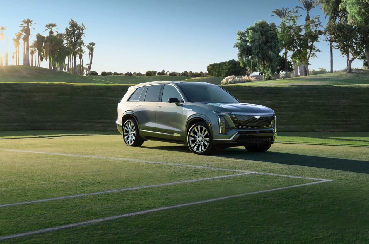 Đánh giá Cadillac Vistiq 2026: Mẫu SUV điện 3 hàng ghế sang trọng và mạnh mẽ