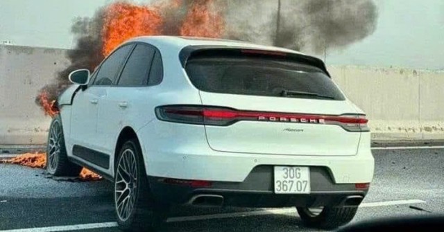 Porsche Macan bốc cháy sau va chạm kinh hoàng trên Cao tốc Hà Nội – Hải Phòng