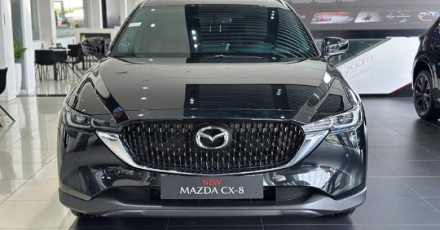 Cận cảnh New Mazda CX-8 đẹp sang, giá từ 969 triệu đồng