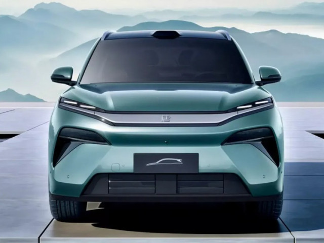 BYD Sealion 8 PHEV trình làng: CUV 7 chỗ ăn xăng chỉ 5,5 lít/100 km
