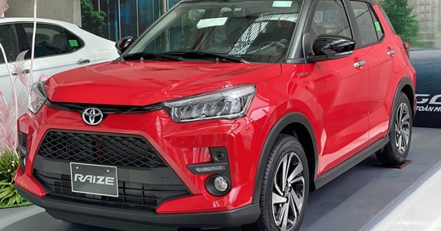 Giá xe Toyota Raize niêm yết và lăn bánh tháng 7/2025