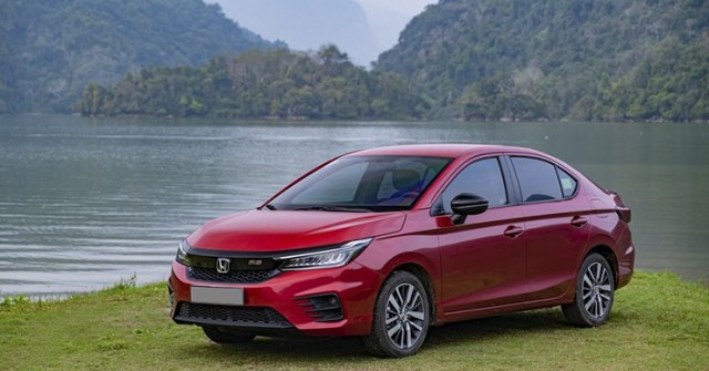 Giá xe Honda City lăn bánh tháng 8/2025, tặng 100% phí trước bạ