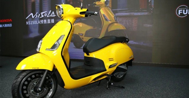 Honda NS150LA - xe ga cổ điển có cả camera hành trình, giá chỉ 58 triệu đồng!