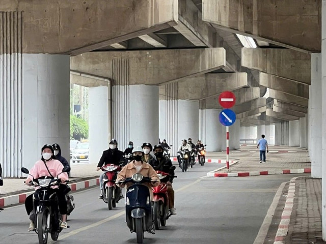 Đề xuất loạt chính sách cụ thể của Hà Nội hỗ trợ người dân chuyển đổi xe điện