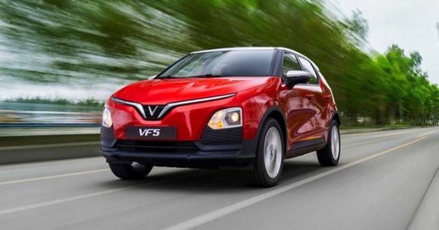 Giá xe VinFast VF 5 niêm yết và lăn bánh tháng 8/2025