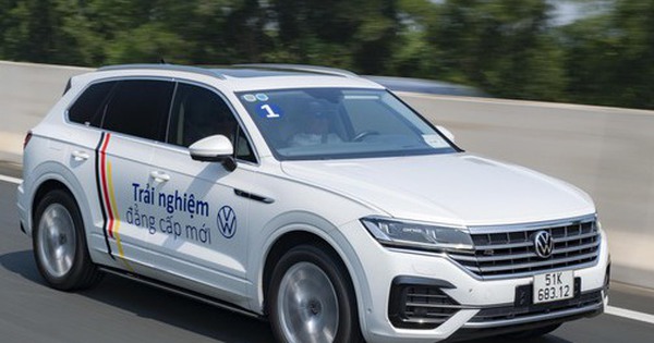 Tôi dành 2 ngày lái bộ đôi Volkswagen đi Hà Nội - Hạ Long: Đã hiểu lý do Viloran được dàn sao Việt mê, Touareg đáng có doanh số tốt hơn