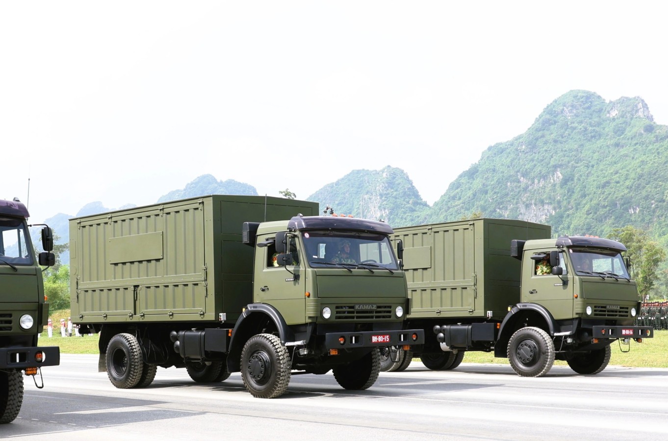 Khám phá xe tắm diệt trùng TDT-09: Công nghệ phòng hóa Made in Vietnam