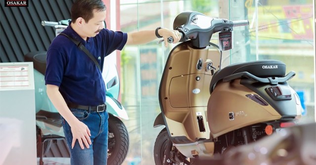 Mùa chuyển cấp: Phụ huynh thở phào với chi phí "hời" từ xe điện OSAKAR