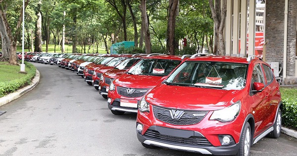 Tròn 6 năm VinFast Fadil đầu tiên bàn giao khách hàng: Chỉ cần 2 năm để trở thành 