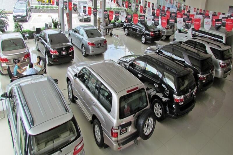 Giá xe mới giảm, thị trường xe cũ bước vào giai đoạn khó khăn