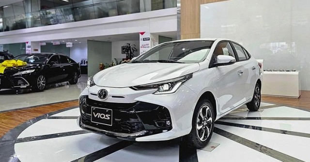 Toyota Vios hút khách, doanh số Hyundai Accent liên tục ảm đạm