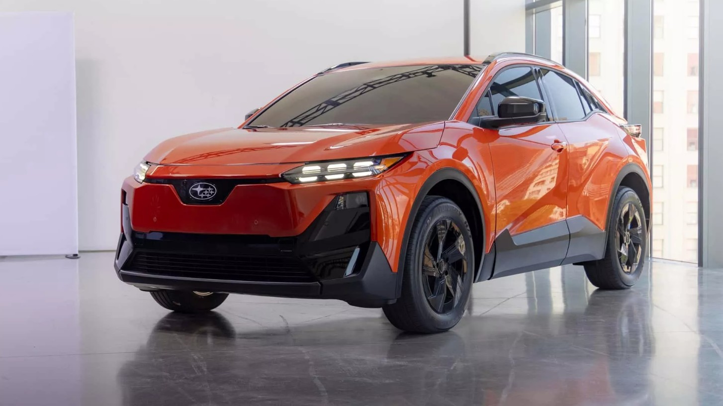 Subaru Uncharted ra mắt: SUV điện AWD mạnh 338 mã lực, tăng tốc như xe thể thao