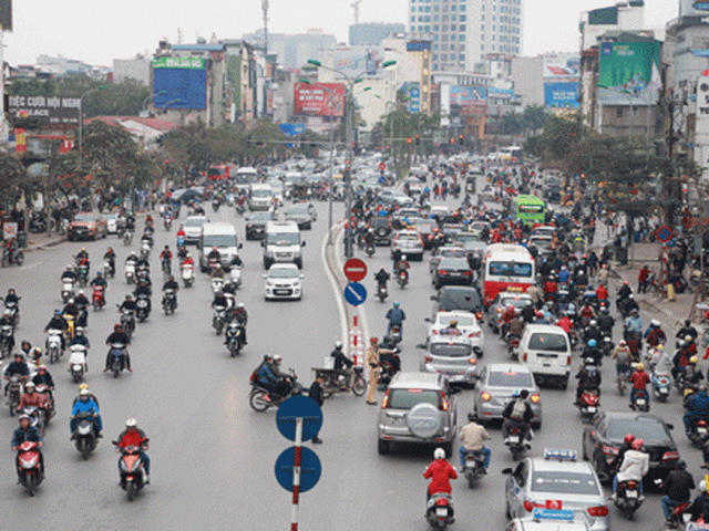 Các trường hợp không được vượt xe khác dù không có biển cấm