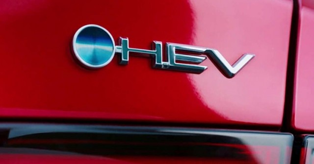 Toyota Vios Hybrid sẵn sàng ra mắt làm sôi động phân khúc sedan hạng B