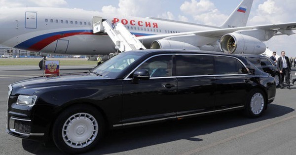 Cận cảnh chiếc limousine bọc thép thường được Tổng thống Putin mang theo khi công du nước ngoài