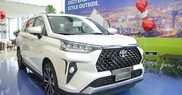 Toyota Veloz Cross giảm giá từ 64 – 70 triệu đồng trong tháng này
