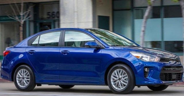 Giá xe KIA Soluto tháng 7/2025, xe hạng B từ 386 triệu đồng