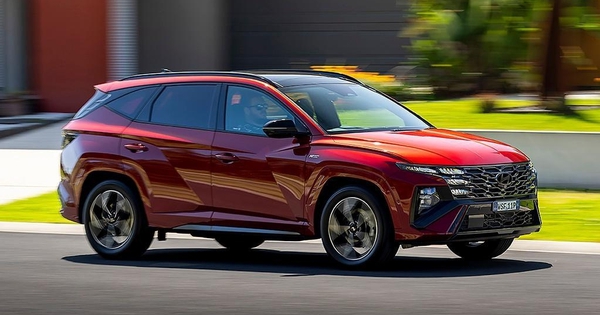 Hyundai Tucson 2025 giảm giá, thêm tính năng, loại bỏ bản 1.6L tăng áp khi khách đổ xô mua hybrid