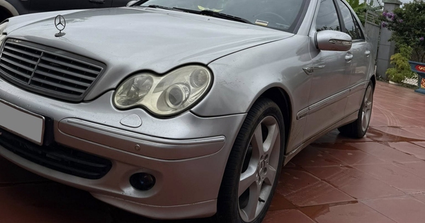 Mercedes-Benz C 240 rao bán chỉ 80 triệu đồng: Cơ hội 