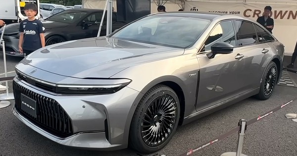 Toyota kiên định với xe chạy bằng hydro