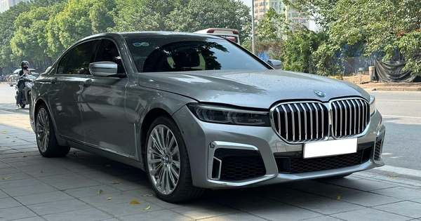 Chiếc BMW 7-Series rao bán gần 900 triệu nhưng sẽ khiến người khác tưởng rằng đi xe 3,5 tỷ chỉ nhờ 1 chi tiết