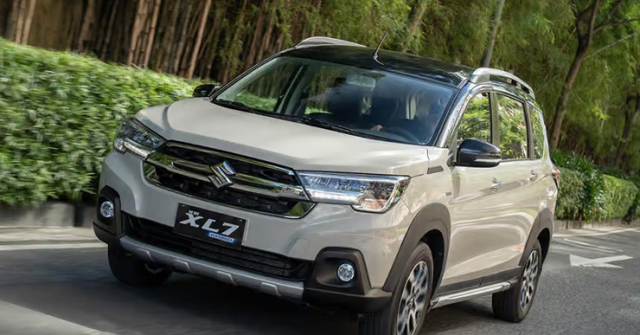 Nhiều đại lý hé lộ giá bán dòng xe Suzuki XL7 Hybrid mới