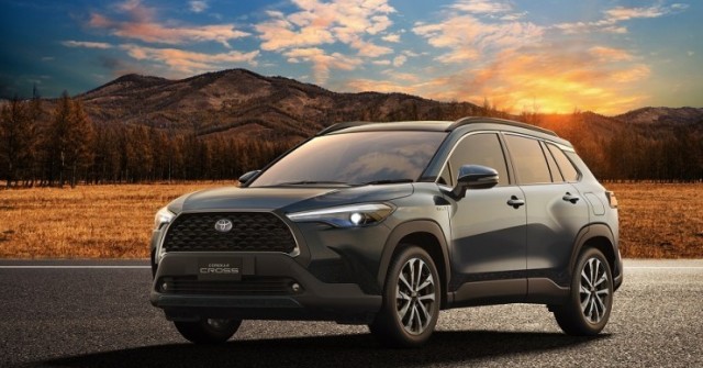 So sánh Toyota Corolla Cross và Honda HR-V: Ai là vua SUV cỡ nhỏ?