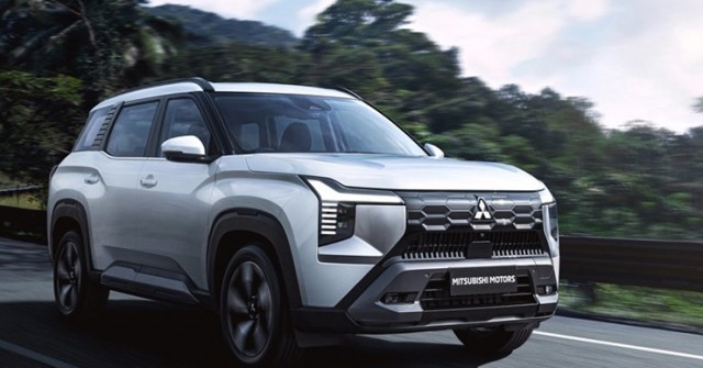 Mitsubishi Destinator bản thương mại trình làng