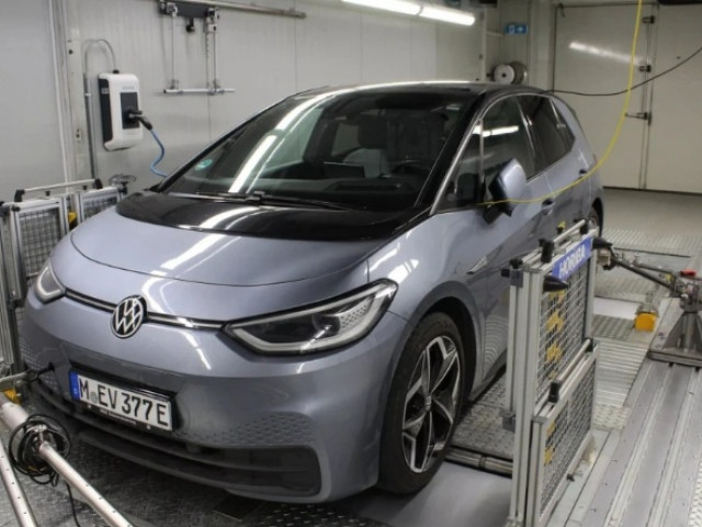 Volkswagen ID.3 sau 4 năm sử dụng: Phạm vi hoạt động chỉ hao hụt 13km so với lúc mới