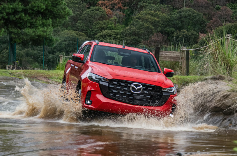 Mazda BT-50 2025 facelift chuẩn bị ra mắt tại Philippines, chờ về Việt Nam