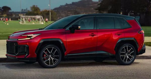 Toyota RAV4 GR Sport 2026 ra mắt tại Mỹ với phong cách mạnh mẽ