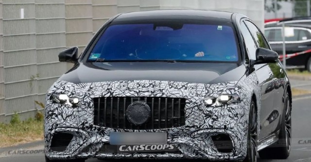 Mercedes-AMG S63 phiên bản nâng cấp lộ diện trên đường phố