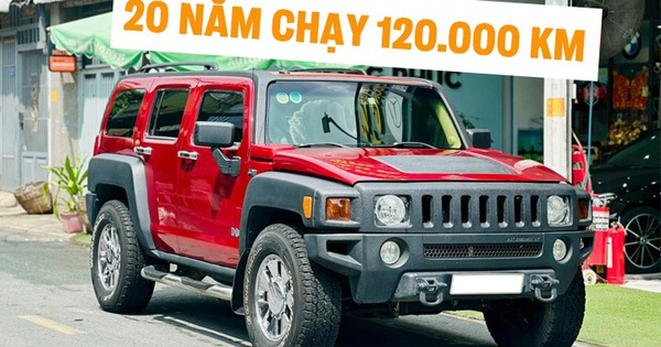 Hàng hiếm Hummer H3 sau 20 năm vẫn có giá ngang Santa Fe ‘đập hộp’: Đã độ màn hình, âm thanh hơn 100 triệu