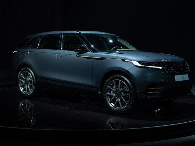 Range Rover Velar 2025 ra mắt Việt Nam: Giá từ 3,729 tỷ đồng