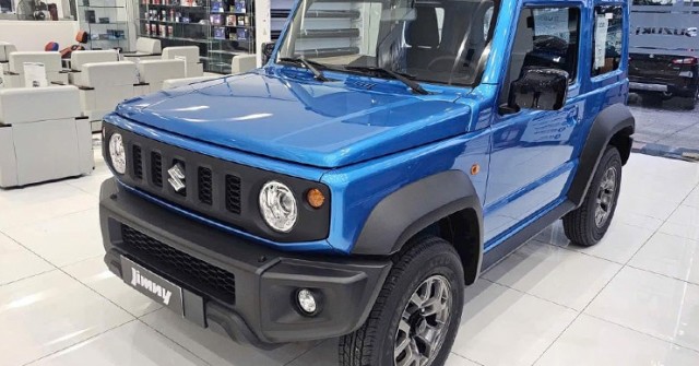 Suzuki Jimny giảm giá 60 triệu đồng để thanh lý xe VIN 2024