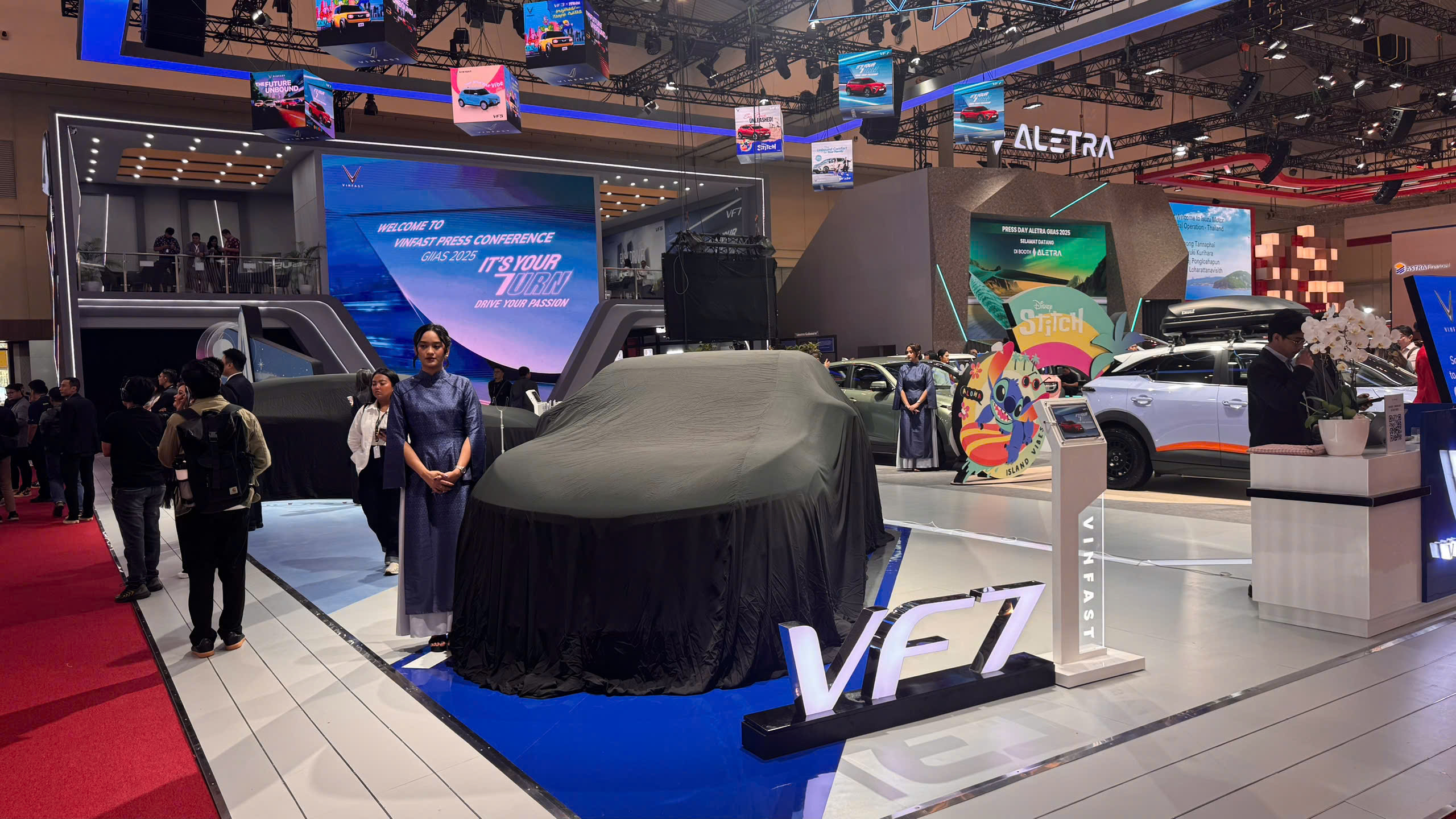 Dàn xe VinFast được trưng bày tại triển lãm GIIAS 2025