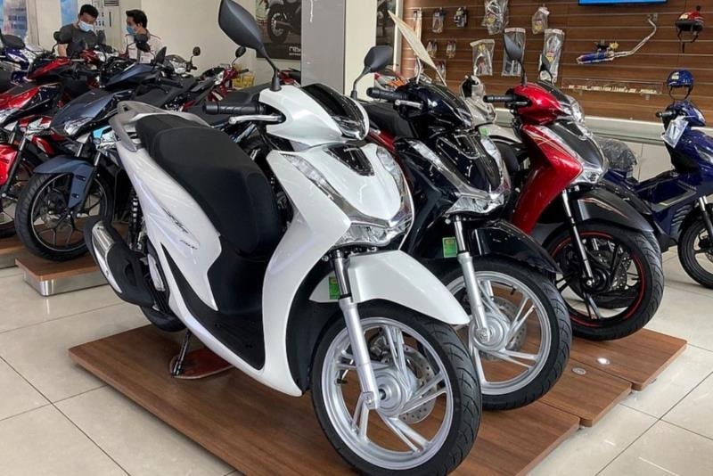 Thời “hoàng kim” của xe máy xăng sắp chấm dứt?