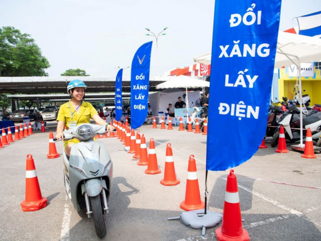 Vingroup triển khai loạt chính sách hỗ trợ người dân Hà Nội chuyển sang xe điện