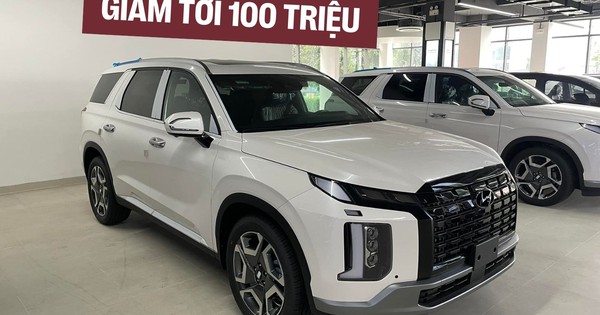 Hyundai Palisade giảm tới 100 triệu tại đại lý, bản cao nhất giờ rẻ ngang Kia Sorento phân khúc dưới