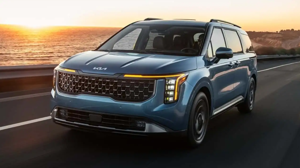 Kia Carnival 2026: Đẹp hơn, thông minh hơn và rẻ hơn đối thủ 2.000 USD