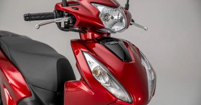 Honda Vision 110 bán tại trời Âu giá tới trăm triệu đồng