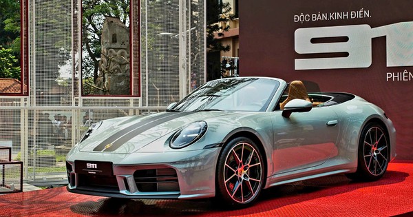 Chi tiết Porsche 911 Carrera bản mui trần mới tại Việt Nam