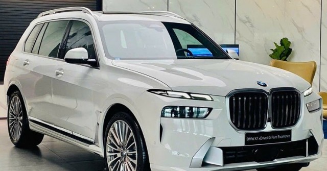 BMW giảm giá 800 triệu đồng cho dòng xe X7 tại Việt Nam