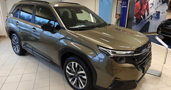 Subaru Forester 2025 ra mắt ĐNÁ tháng sau: Thiết kế mới hoàn toàn, có thể thêm hybrid cạnh tranh CR-V, về Việt Nam sẽ khó rẻ