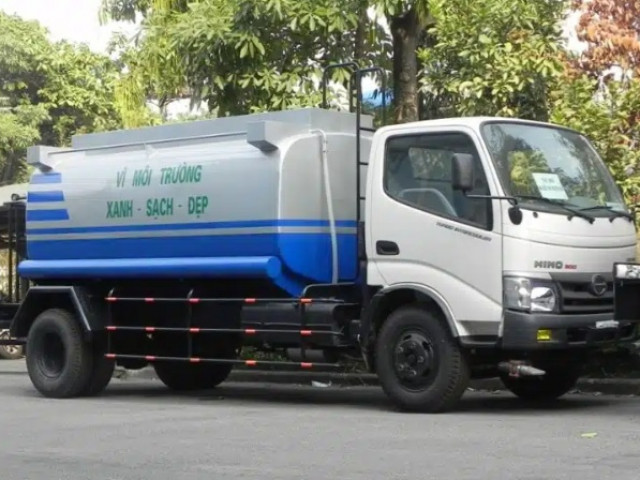 Thí sinh bối rối vì cụm từ “ôtô xi-téc” trong câu hỏi ôn thi bằng lái